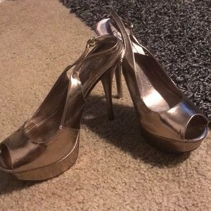 Size 8 Charlotte Russe Rose Gold Heel